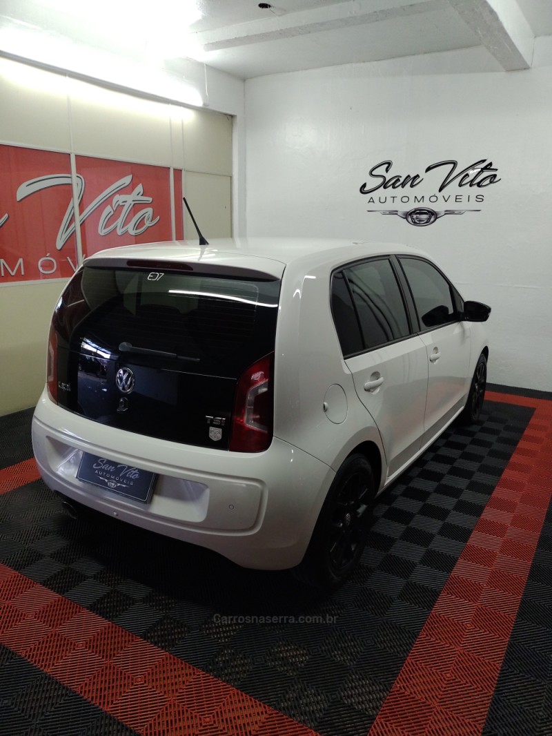 UP 1.0 TSI MOVE UP 12V FLEX 4P MANUAL - 2017 - CAXIAS DO SUL