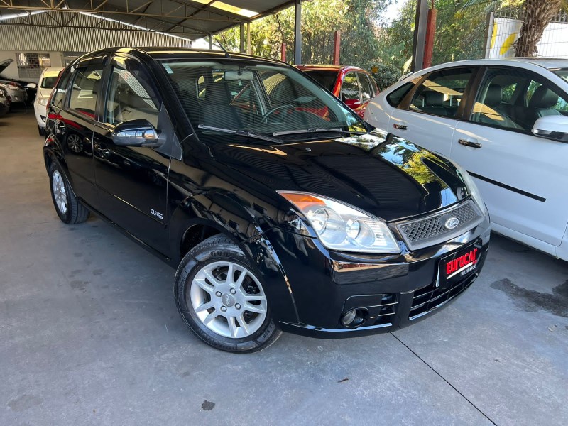 FIESTA 1.6 MPI CLASS HATCH 8V FLEX 4P MANUAL - 2010 - CAXIAS DO SUL