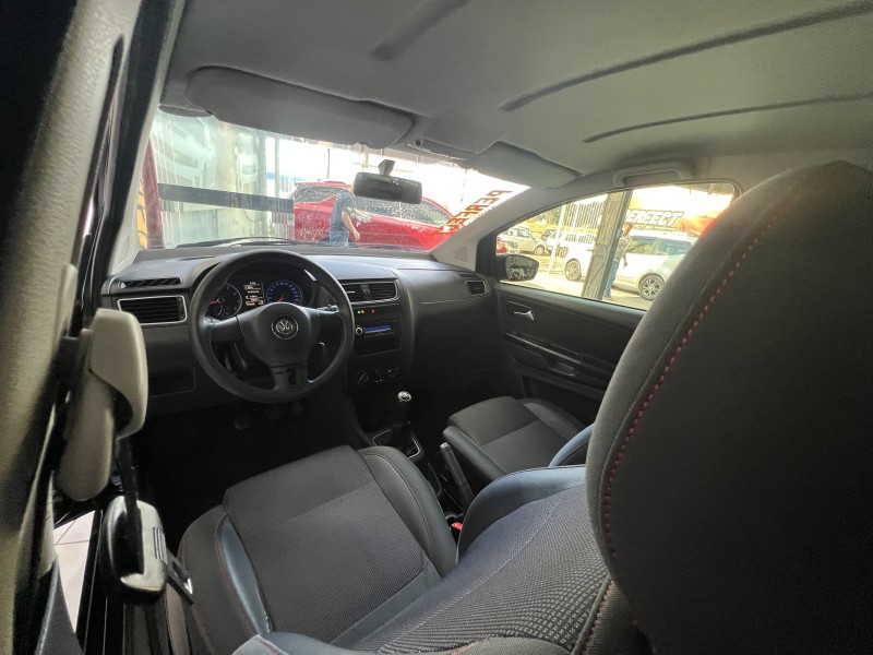 FOX 1.6 MI PRIME 8V FLEX 4P MANUAL - 2011 - PORTãO
