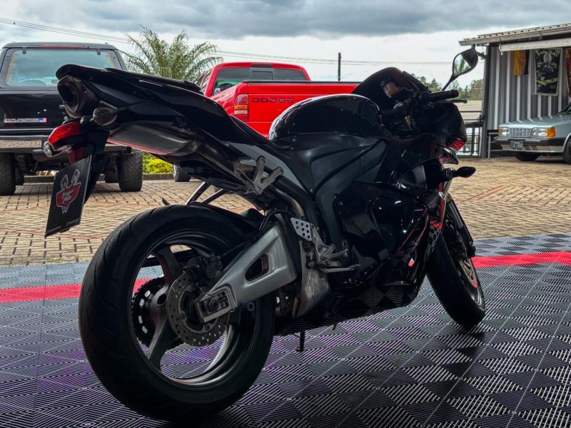 CBR 600RR  - 2012 - TEUTôNIA