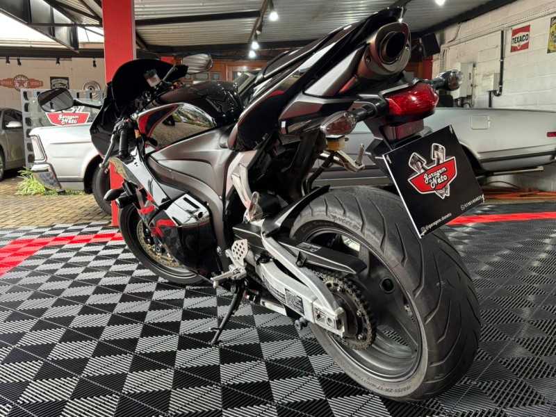 CBR 600RR  - 2012 - TEUTôNIA