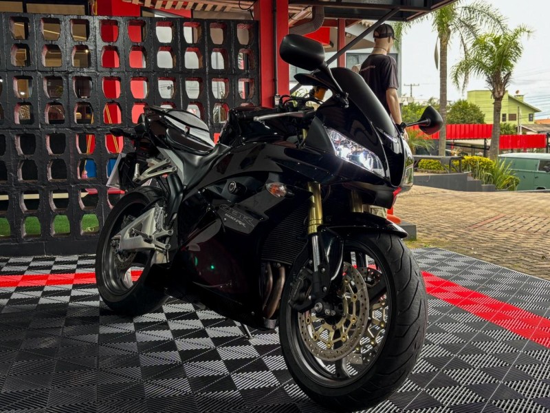 CBR 600RR  - 2012 - TEUTôNIA
