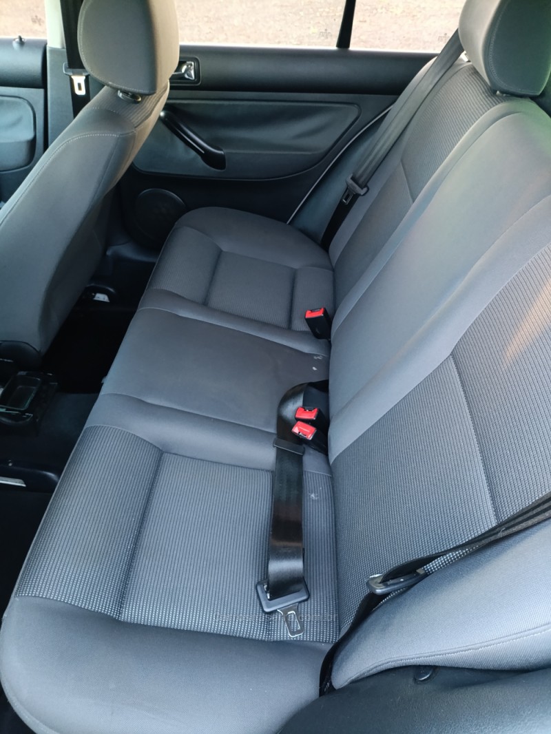 GOLF 1.6 MI 8V FLEX 4P MANUAL - 2010 - IVOTI