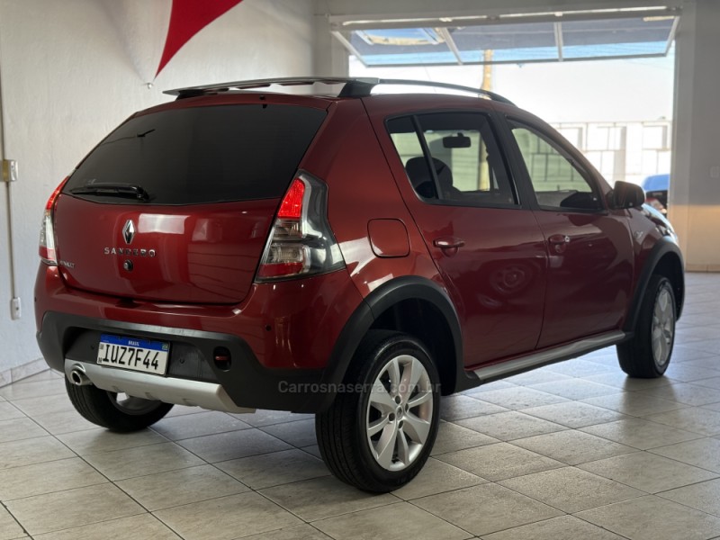 SANDERO 1.6 STEPWAY 8V FLEX 4P MANUAL - 2014 - GUAPORé