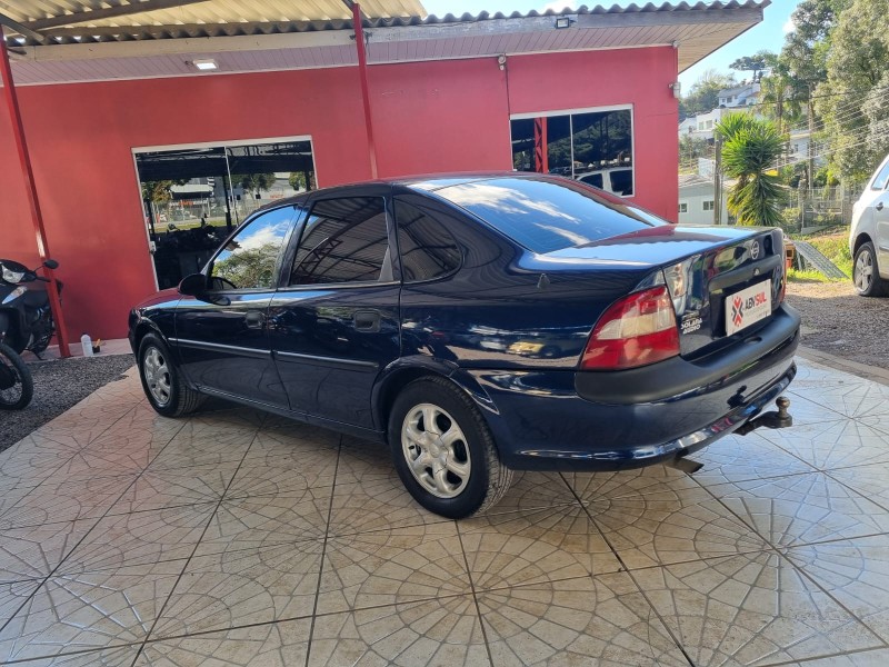 VECTRA 2.0 MPFI GLS 8V GASOLINA 4P MANUAL - 1998 - CAXIAS DO SUL
