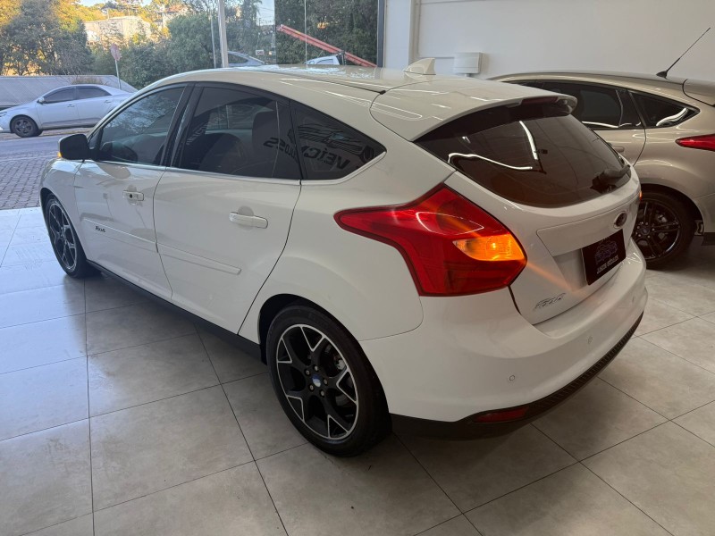 FOCUS 2.0 TITANIUM HATCH 16V FLEX 4P AUTOMÁTICO - 2015 - BENTO GONçALVES