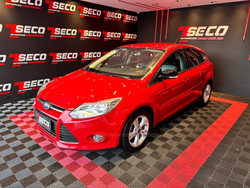 FOCUS 1.6 8V FLEX 4P MANUAL - 2015 - PASSO FUNDO