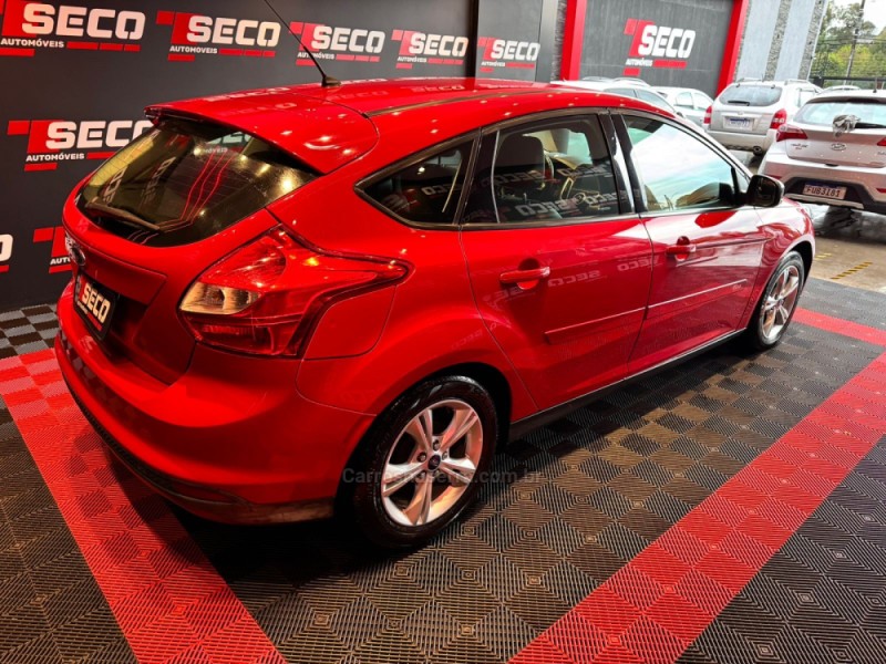 FOCUS 1.6 8V FLEX 4P MANUAL - 2015 - PASSO FUNDO