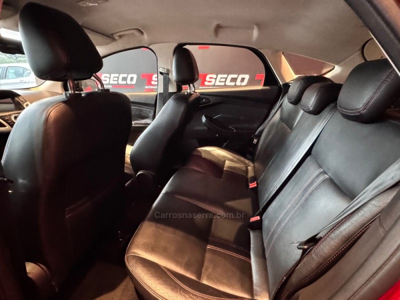 FOCUS 1.6 8V FLEX 4P MANUAL - 2015 - PASSO FUNDO