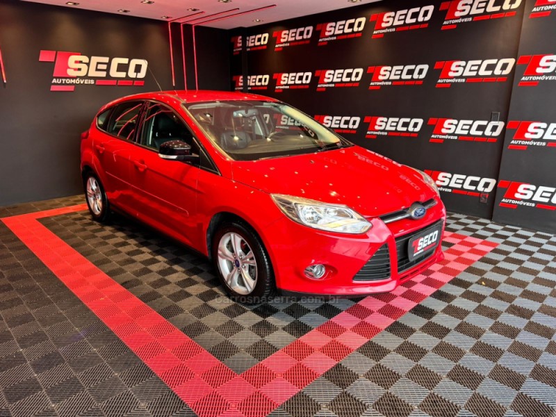 FOCUS 1.6 8V FLEX 4P MANUAL - 2015 - PASSO FUNDO