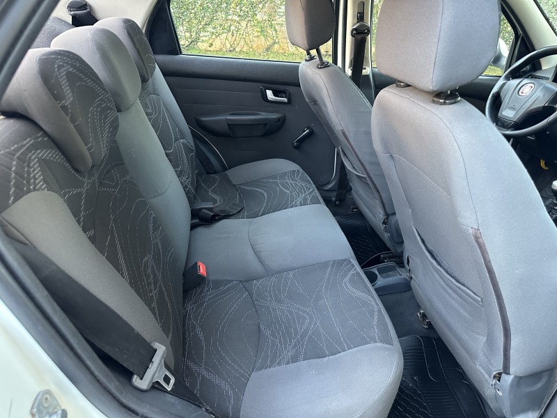 SIENA 1.0 MPI EL 8V FLEX 4P MANUAL - 2014 - CAXIAS DO SUL