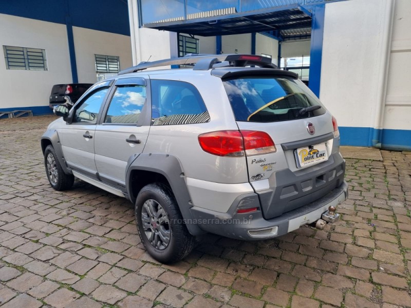 PALIO 1.8 MPI ADVENTURE LOCKER WEEKEND 8V FLEX 4P MANUAL - 2009 - VACARIA