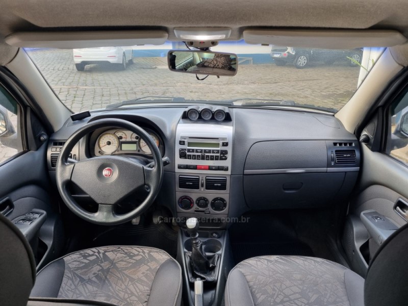 PALIO 1.8 MPI ADVENTURE LOCKER WEEKEND 8V FLEX 4P MANUAL - 2009 - VACARIA