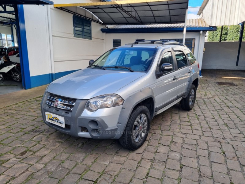 PALIO 1.8 MPI ADVENTURE LOCKER WEEKEND 8V FLEX 4P MANUAL - 2009 - VACARIA