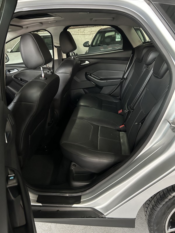 FOCUS 2.0 TITANIUM PLUS 16V FLEX 4P AUTOMÁTICO - 2016 - CAXIAS DO SUL