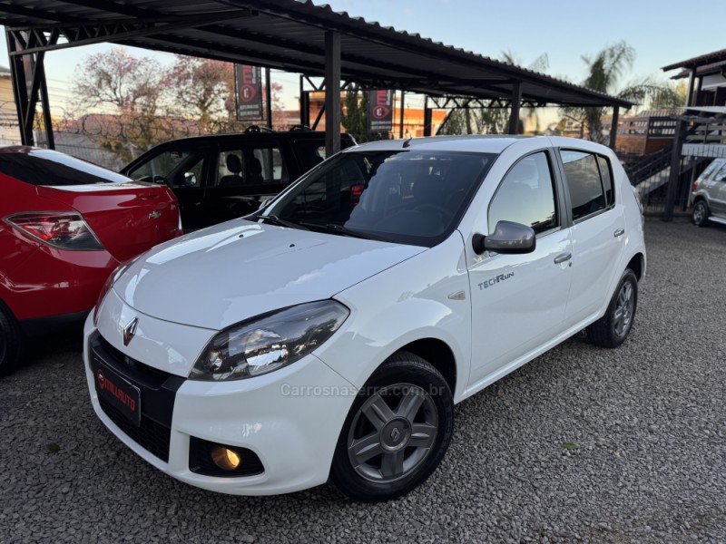 SANDERO 1.0 EXPRESSION 16V FLEX 4P MANUAL