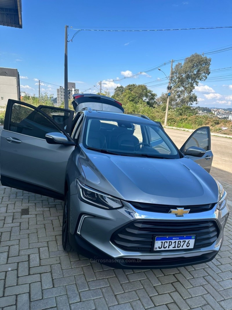TRACKER 1.0 12V PREMIER TURBO FLEX 4P AUTOMÁTICO - 2024 - BENTO GONçALVES