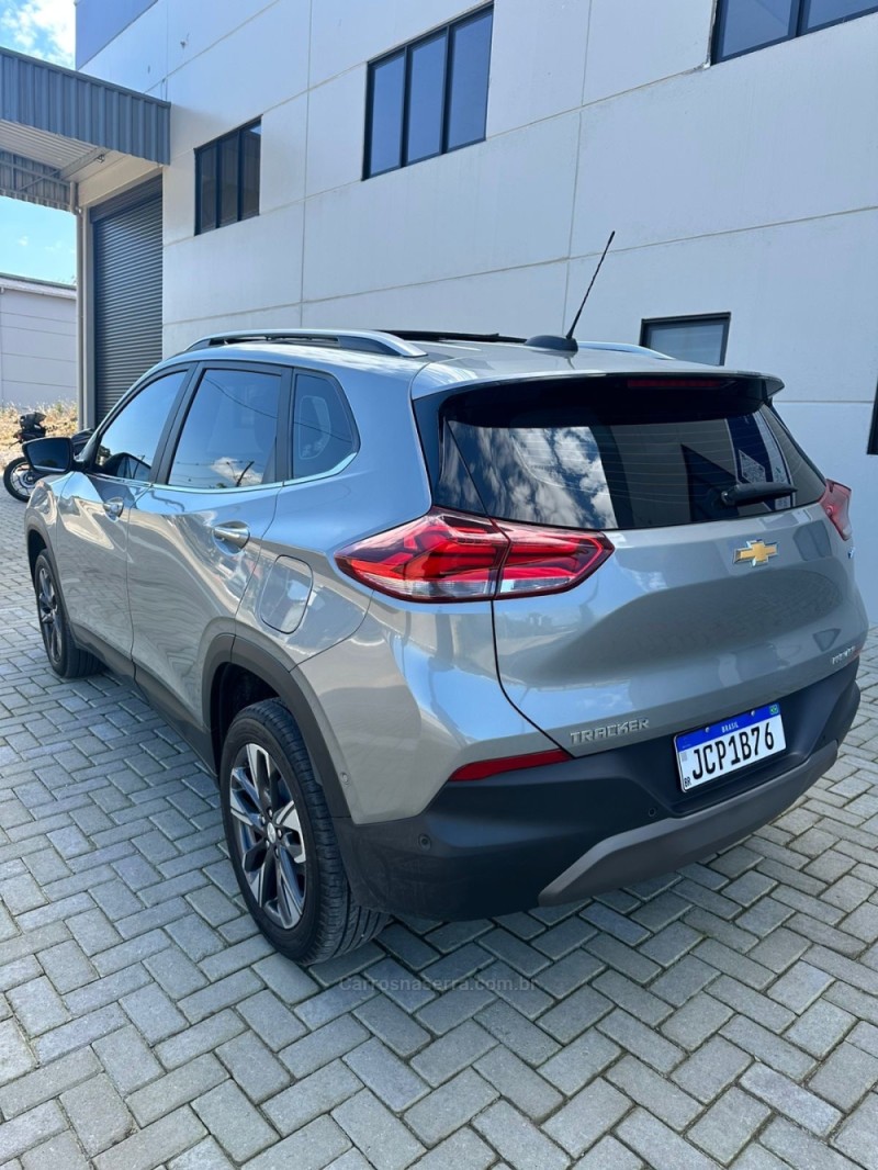 TRACKER 1.0 12V PREMIER TURBO FLEX 4P AUTOMÁTICO - 2024 - BENTO GONçALVES