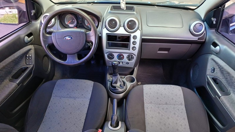 FIESTA 1.6 ROCAM 8V FLEX 4P MANUAL - 2011 - VERANóPOLIS