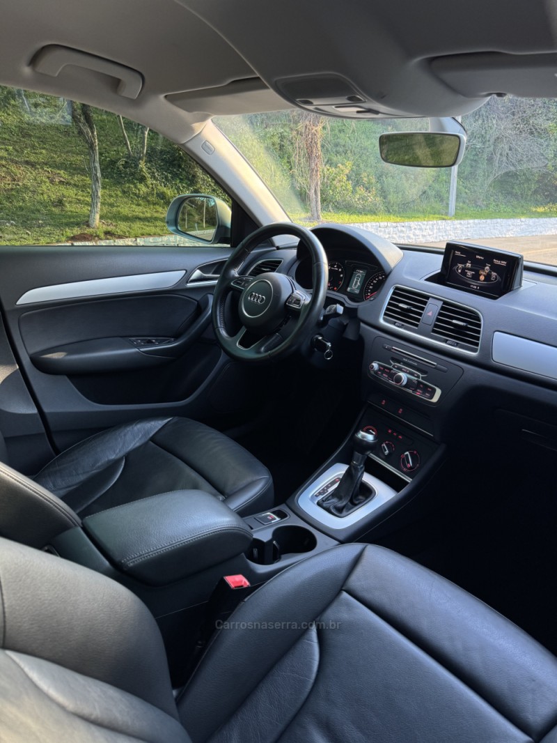 Q3 1.4 TFSI S TRONIC 16V GASOLINA 4P AUTOMATICO - 2017 - NOVA ARAçá