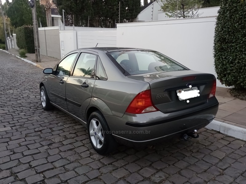 FOCUS 1.6 GLX 16V FLEX 4P MANUAL