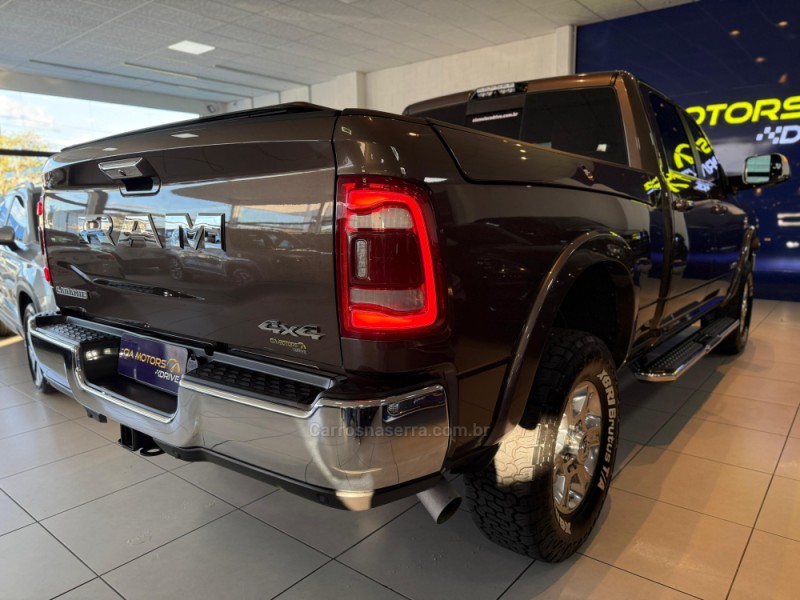 2500 LARAMIE 6.7 CD 4X4 TDI DIESEL 4P AUTOMÁTICA - 2019 - SãO LEOPOLDO