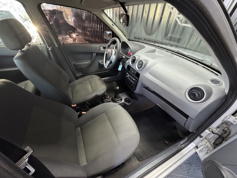 GOL 1.0 MI TREND 8V FLEX 4P MANUAL - 2008 - CAXIAS DO SUL