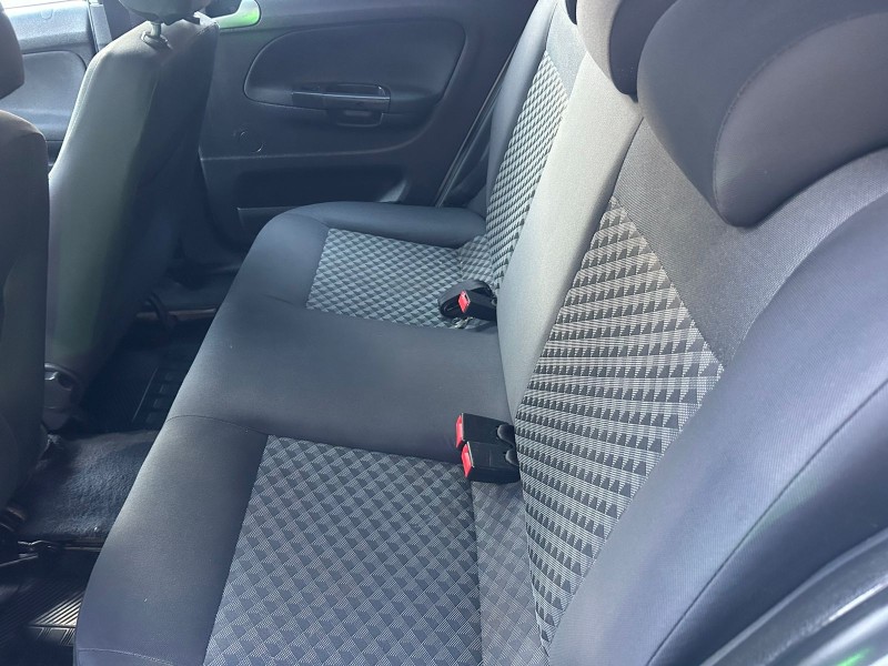 GOL 1.0 12V MPI TOTALFLEX COMFORTLINE 4P MANUAL - 2015 - TRêS COROAS