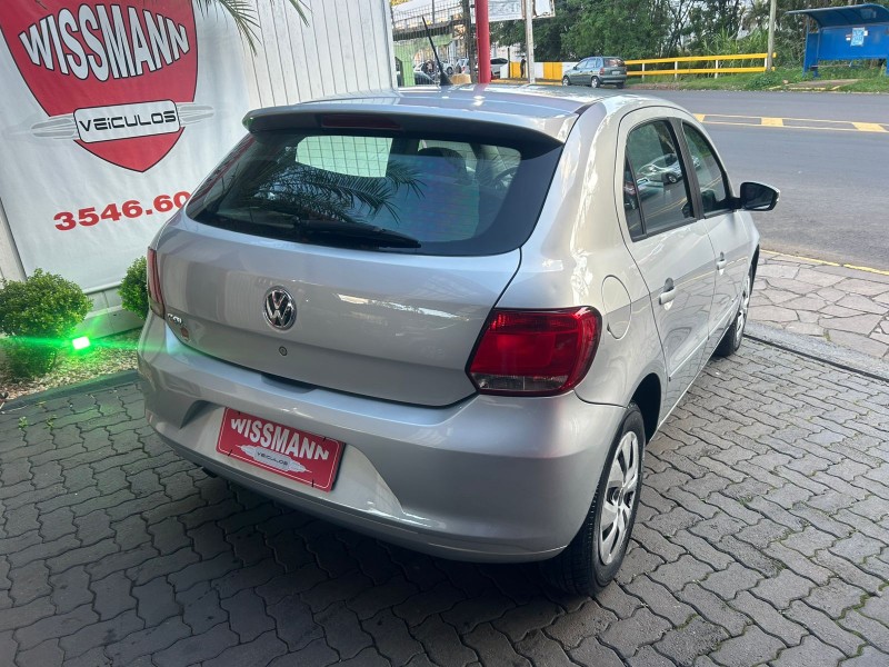 GOL 1.0 12V MPI TOTALFLEX COMFORTLINE 4P MANUAL - 2015 - TRêS COROAS