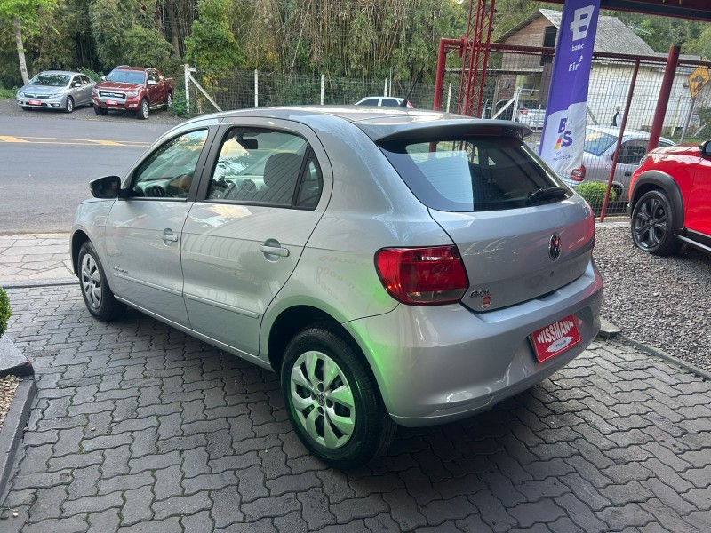 GOL 1.0 12V MPI TOTALFLEX COMFORTLINE 4P MANUAL - 2015 - TRêS COROAS