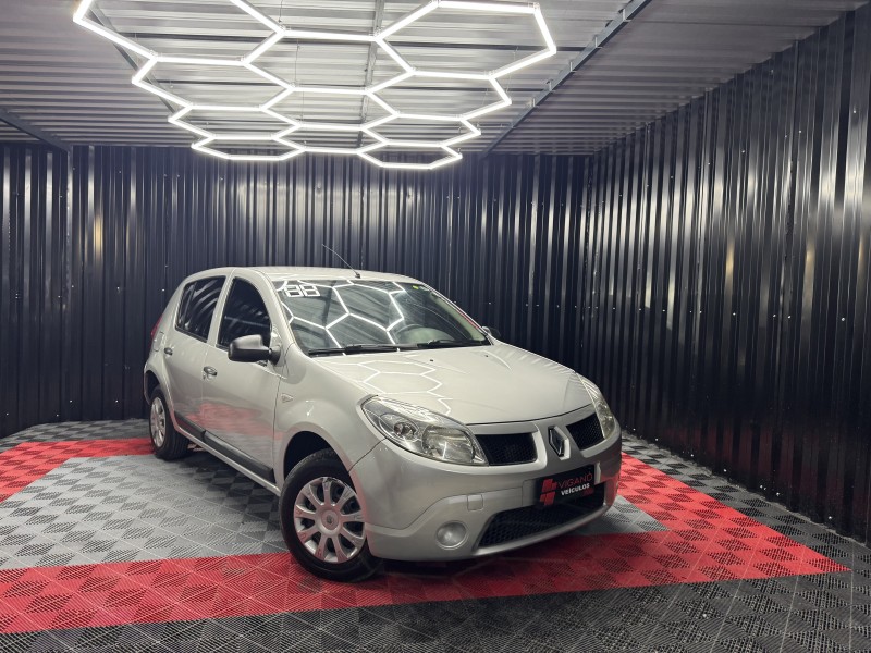 SANDERO 1.0 AUTHENTIQUE 8V FLEX 4P MANUAL - 2011 - CAXIAS DO SUL