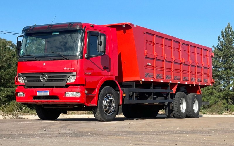 ATEGO 2425 3 EIXOS - 2010 - CAXIAS DO SUL