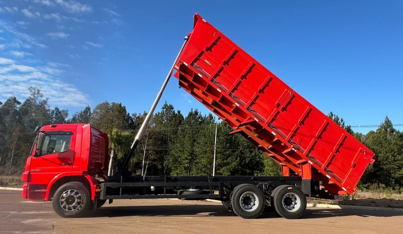 ATEGO 2425 3 EIXOS - 2010 - CAXIAS DO SUL