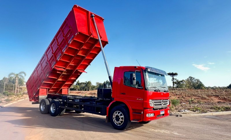 atego 2425 3 eixos 2010 caxias do sul
