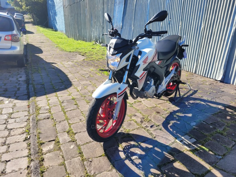 CB 250F TWISTER CBS - 2022 - CAXIAS DO SUL