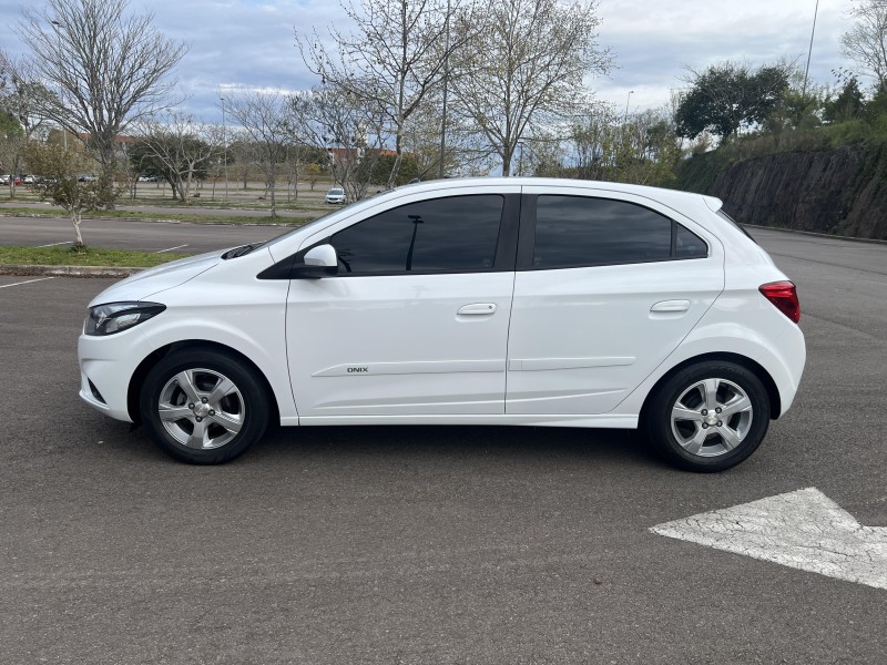 ONIX 1.4 MPFI LT 8V FLEX 4P AUTOMÁTICO - 2019 - BENTO GONçALVES