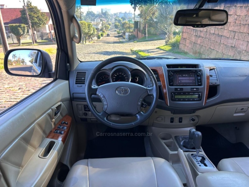 HILUX SW4 3.0 SRV 4X4 16V TURBO INTERCOOLER DIESEL 4P AUTOMÁTICO - 2011 - VENâNCIO AIRES