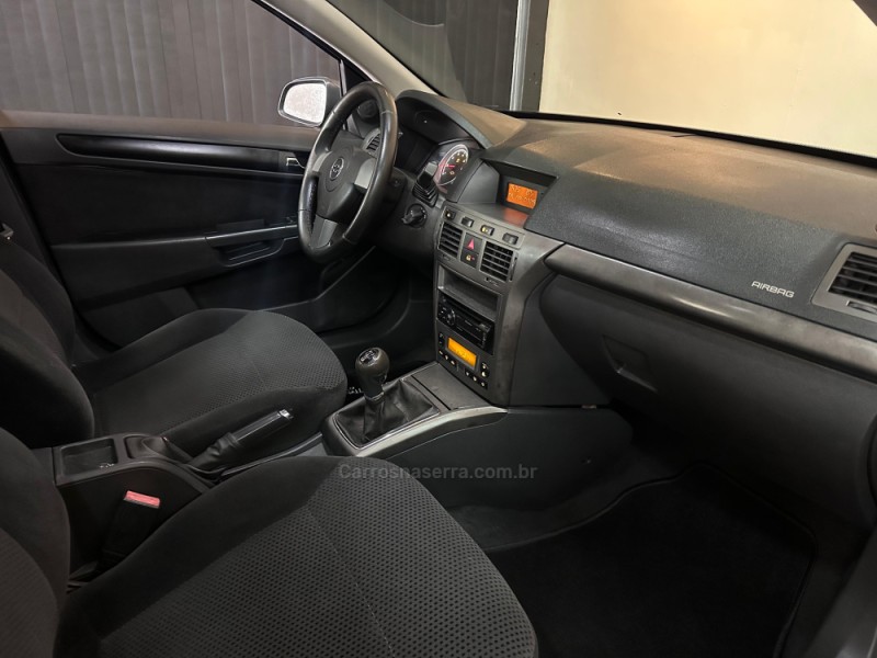 VECTRA 2.0 MPFI GT HATCH 8V FLEX 4P MANUAL - 2008 - NOVO HAMBURGO
