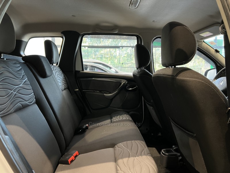 DUSTER 2.0 DYNAMIQUE 4X2 16V FLEX 4P MANUAL - 2014 - CAXIAS DO SUL
