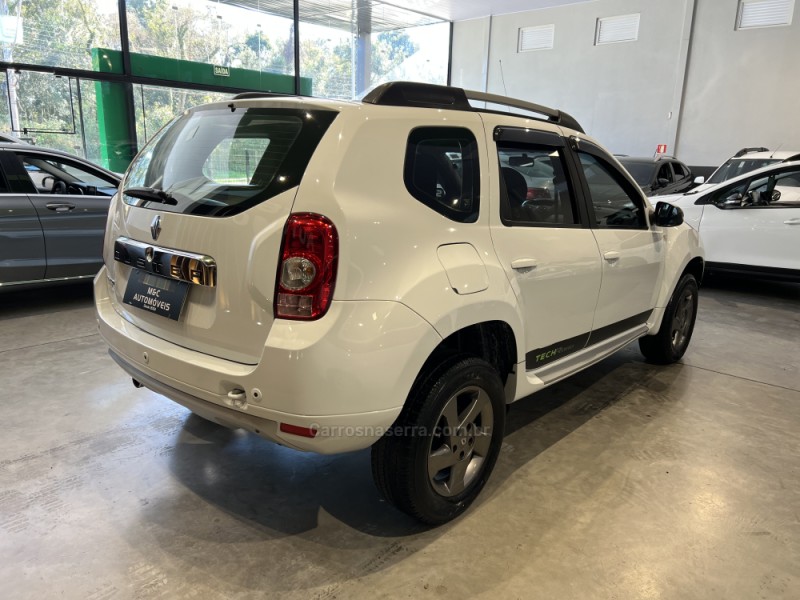 DUSTER 2.0 DYNAMIQUE 4X2 16V FLEX 4P MANUAL - 2014 - CAXIAS DO SUL