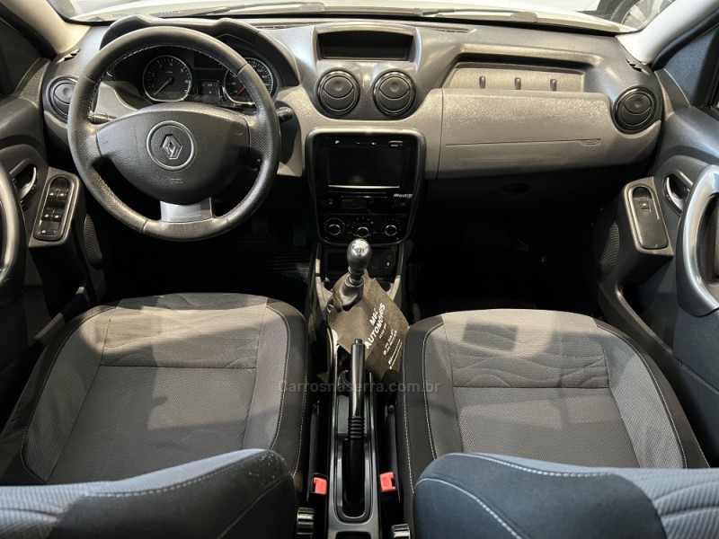 DUSTER 2.0 DYNAMIQUE 4X2 16V FLEX 4P MANUAL - 2014 - CAXIAS DO SUL
