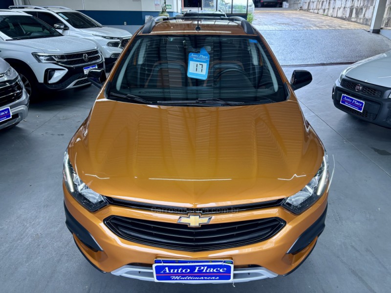ONIX 1.4 MPFI ACTIV 8V FLEX 4P MANUAL - 2017 - CAXIAS DO SUL