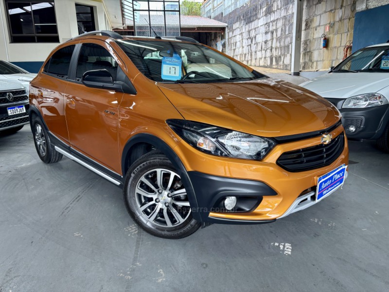 ONIX 1.4 MPFI ACTIV 8V FLEX 4P MANUAL - 2017 - CAXIAS DO SUL