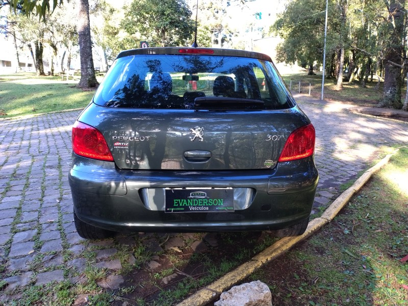 307 1.6 PRESENCE 16V GASOLINA 4P MANUAL - 2010 - CAXIAS DO SUL
