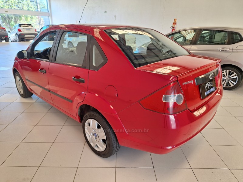 FIESTA 1.0 MPI SEDAN 8V FLEX 4P MANUAL - 2010 - NOVO HAMBURGO