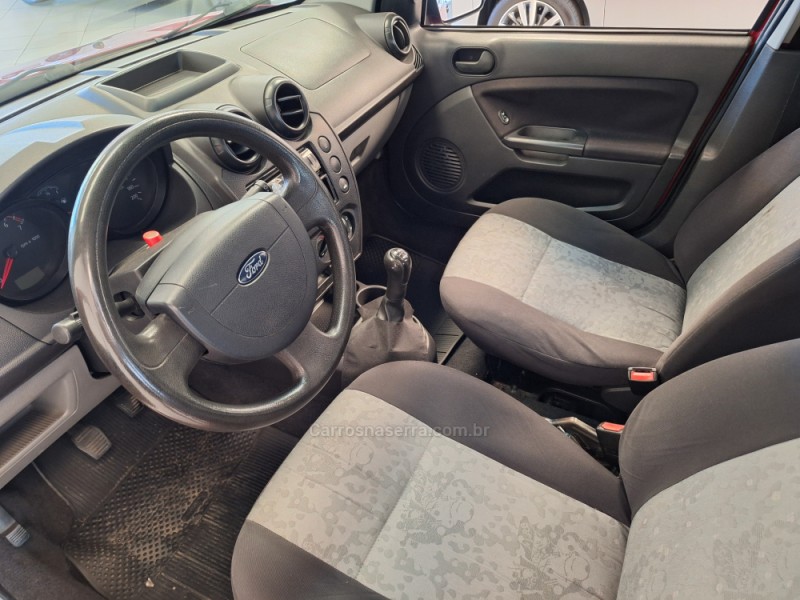 FIESTA 1.0 MPI SEDAN 8V FLEX 4P MANUAL - 2010 - NOVO HAMBURGO