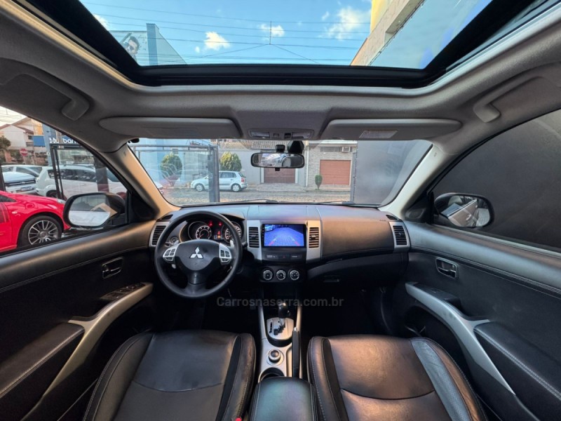 OUTLANDER 3.0 GT4 4X4 V6 24V GASOLINA 4P AUTOMÁTICO - 2013 - ESTâNCIA VELHA