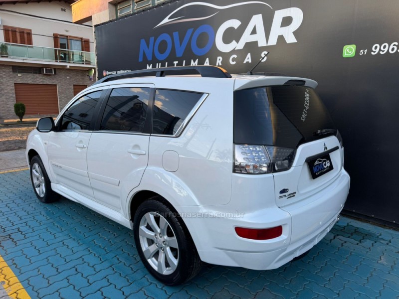 OUTLANDER 3.0 GT4 4X4 V6 24V GASOLINA 4P AUTOMÁTICO - 2013 - ESTâNCIA VELHA