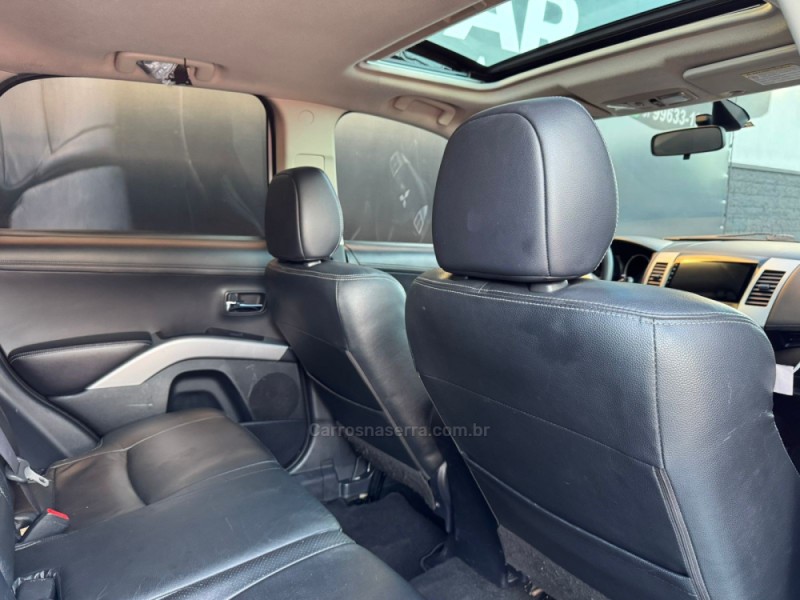 OUTLANDER 3.0 GT4 4X4 V6 24V GASOLINA 4P AUTOMÁTICO - 2013 - ESTâNCIA VELHA