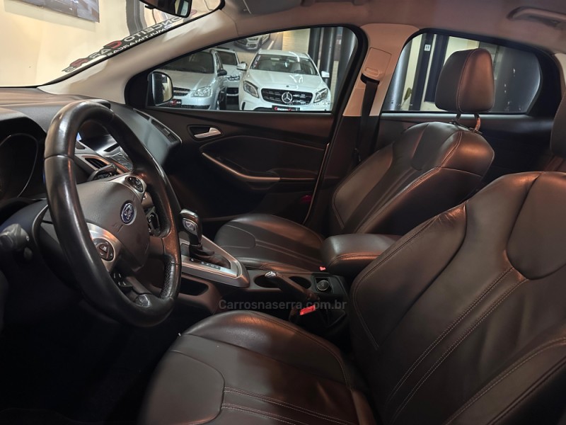 FOCUS 1.6 SE HATCH 16V FLEX 4P AUTOMÁTICO - 2015 - NOVO HAMBURGO